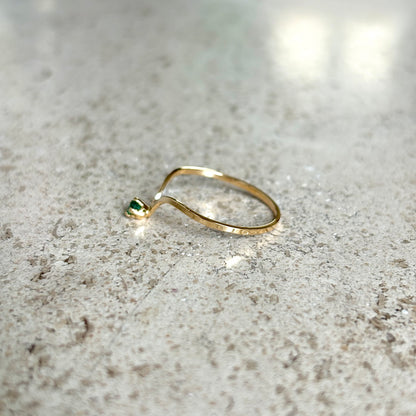 Bague V - Or Jaune 750 & Émeraude
