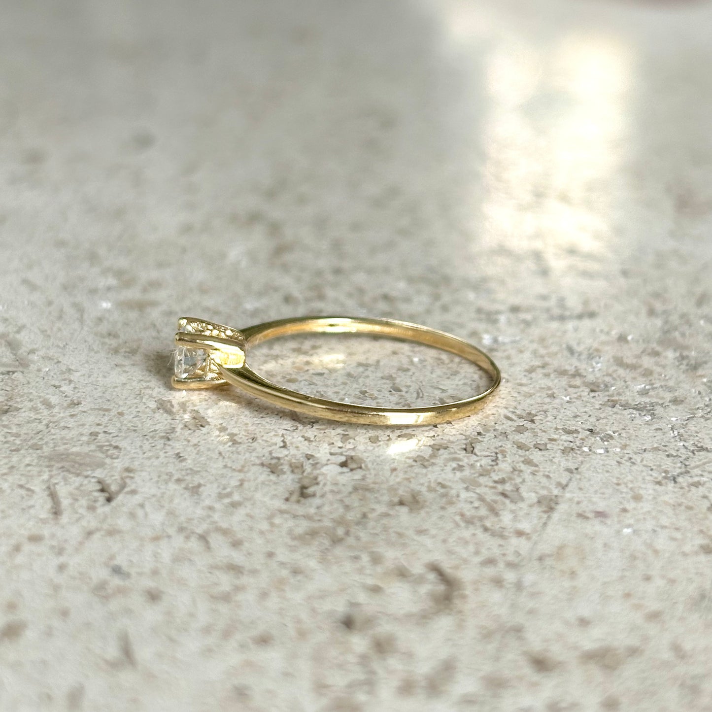 Bague Solitaire - Or Jaune 750 & Diamants