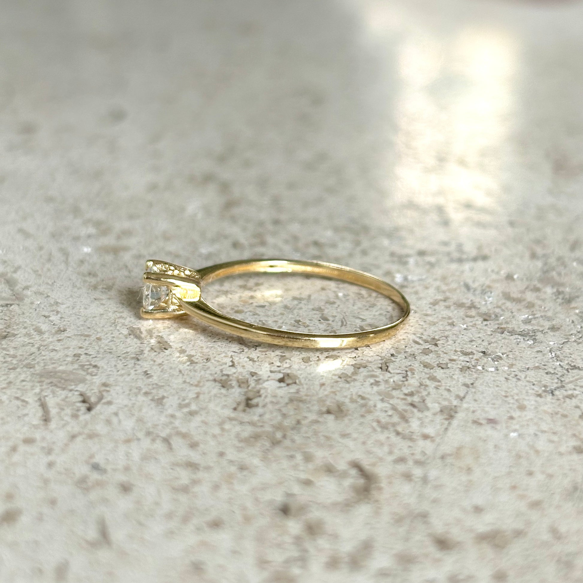 Bague Solitaire - Or Jaune 750 & Diamants