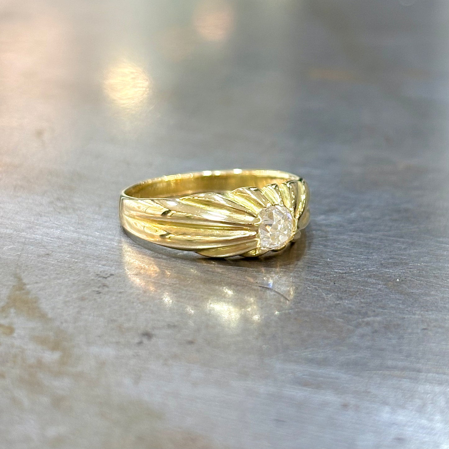 Bague Chevalière Jonc - Or Jaune 750 & Diamant