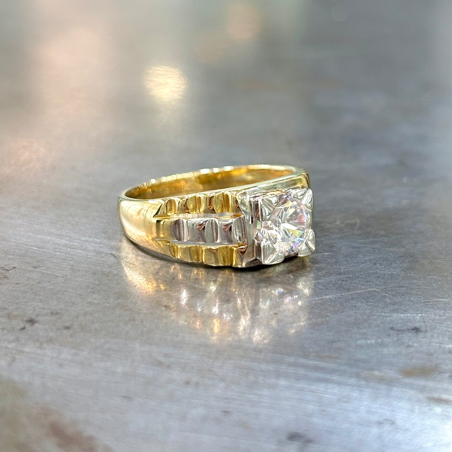 Bague Chevalière - Or Jaune/Blanc 750 & Zircon
