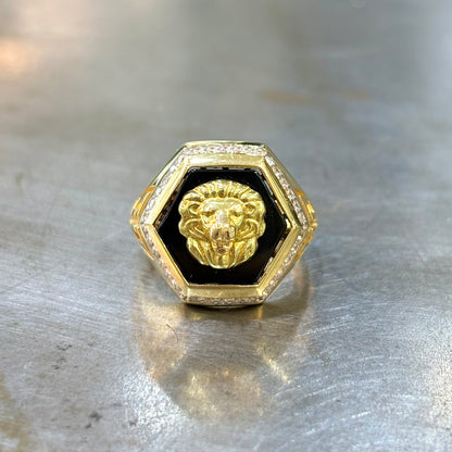 Bague Chevalière Lion - Or Jaune 750 Onyx & Zircons