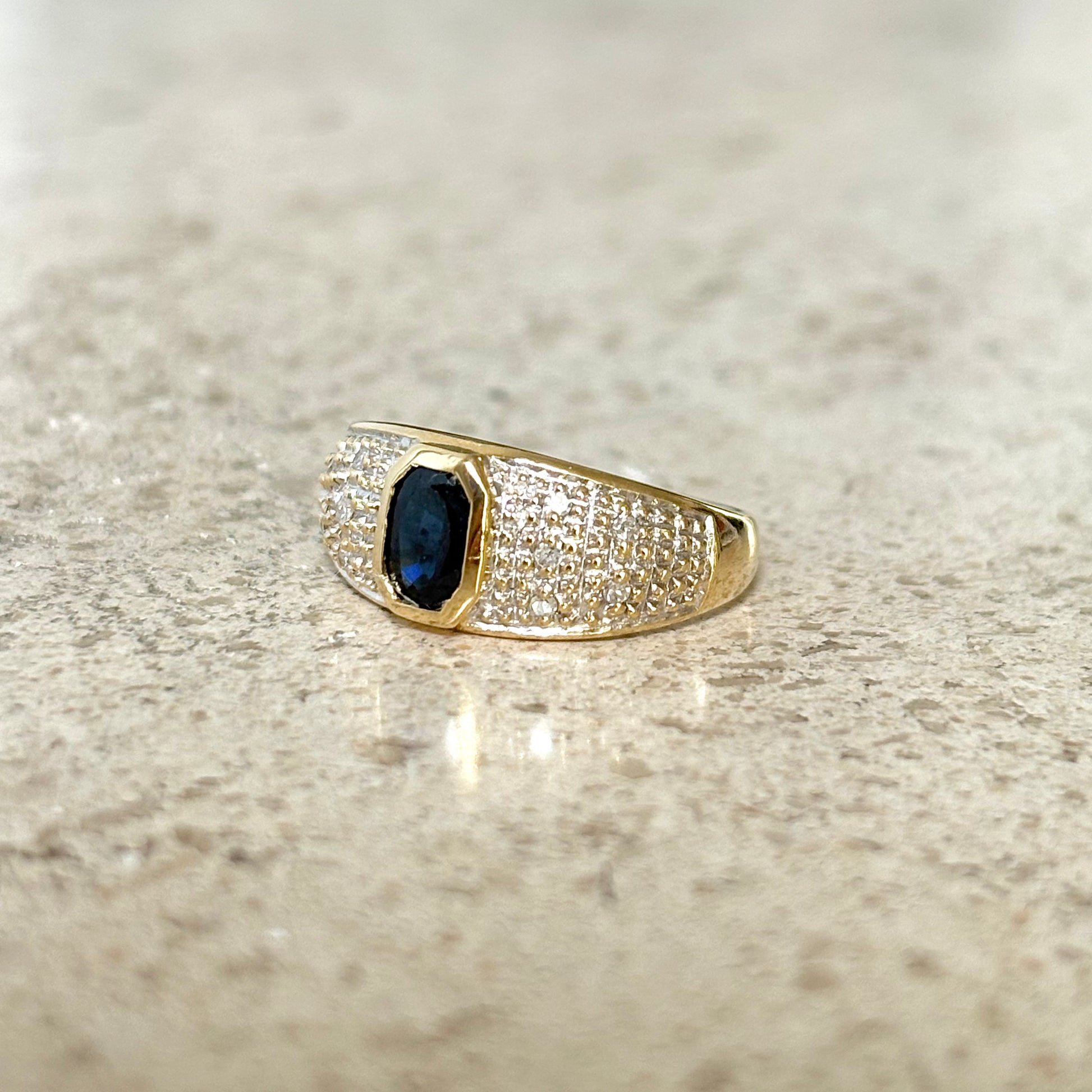 Bague Jonc - Or Jaune 750 & Saphir