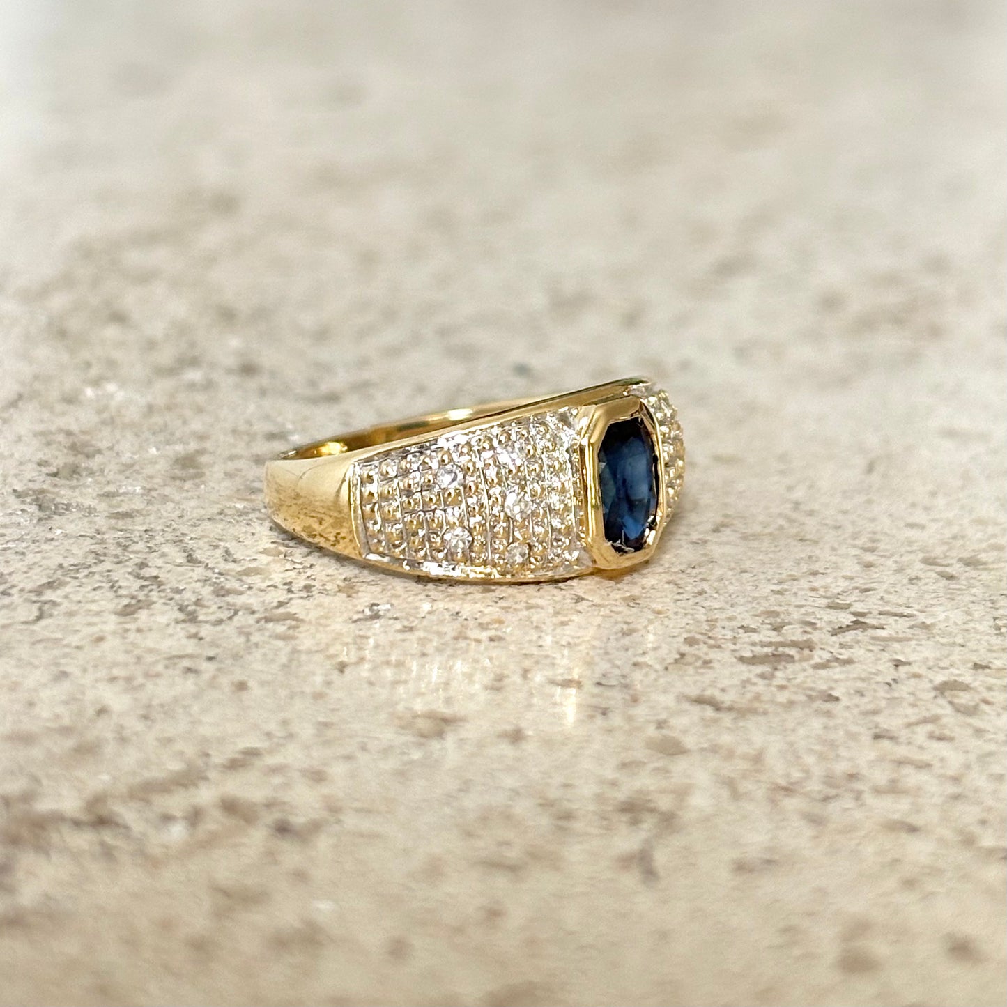 Bague Jonc - Or Jaune 750 & Saphir