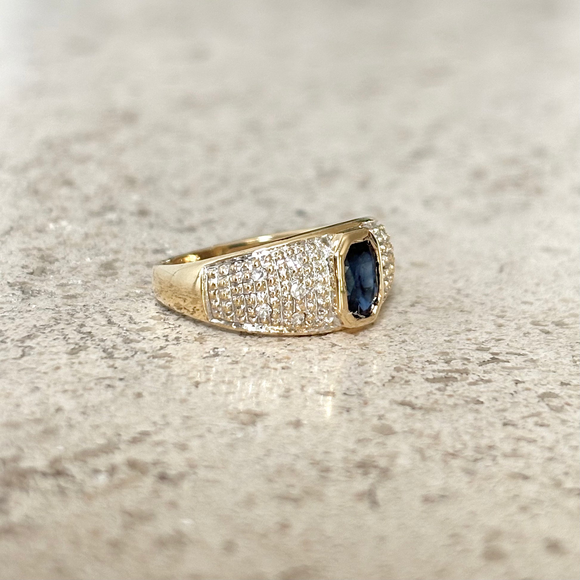 Bague Jonc - Or Jaune 750 & Saphir