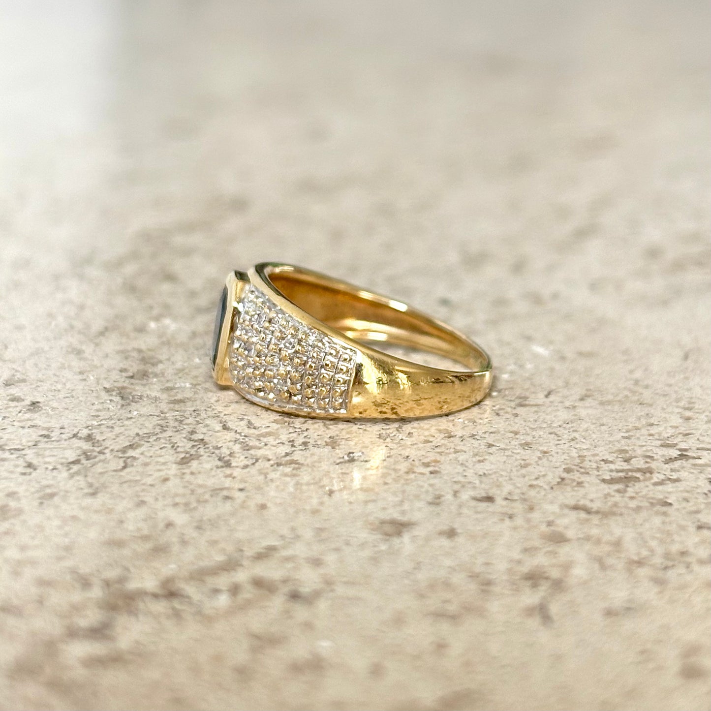 Bague Jonc - Or Jaune 750 & Saphir