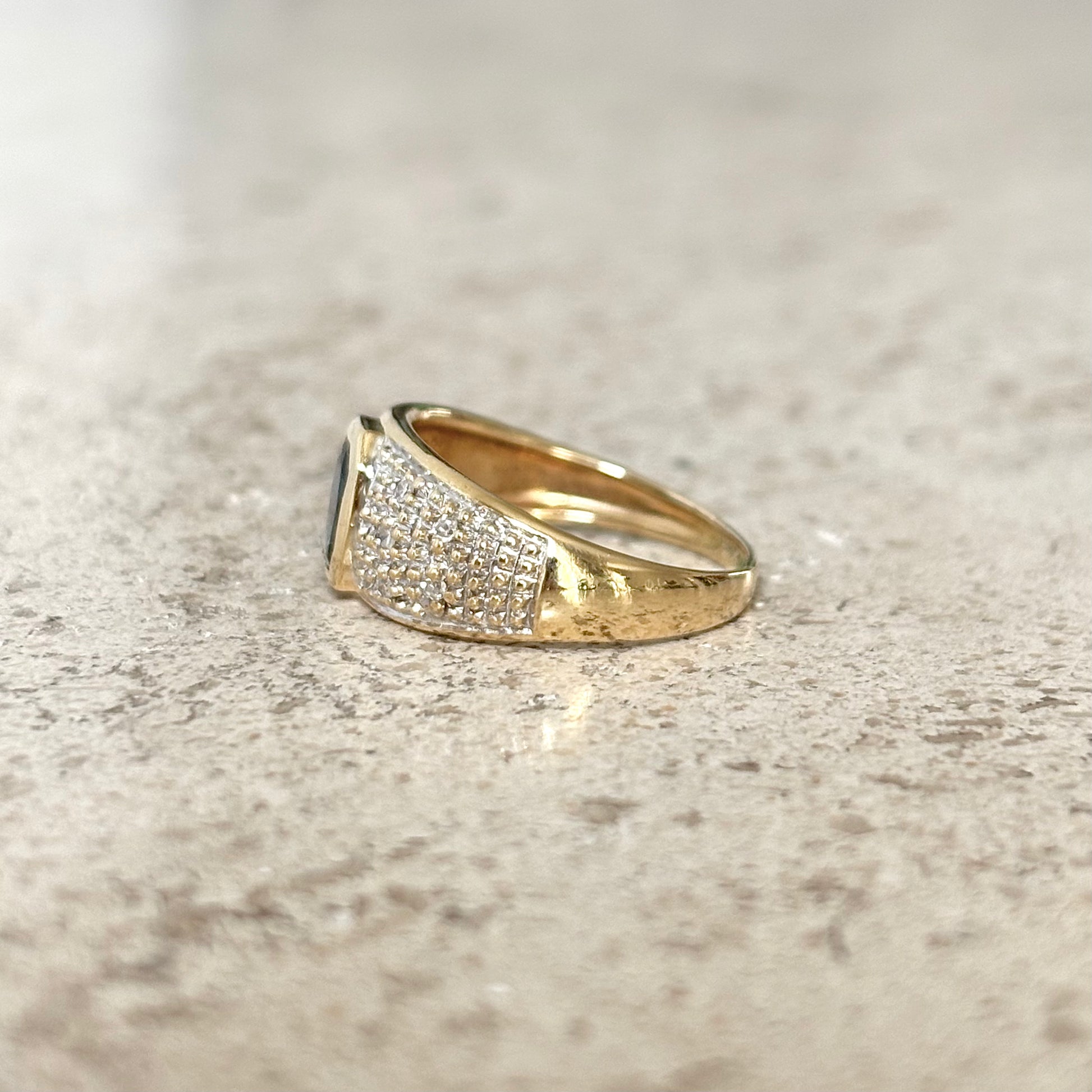 Bague Jonc - Or Jaune 750 & Saphir