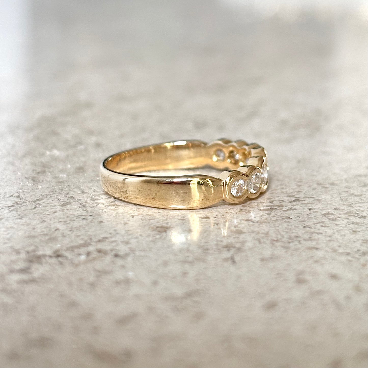 Bague Semi Alliance - Or Jaune 750 & Diamants