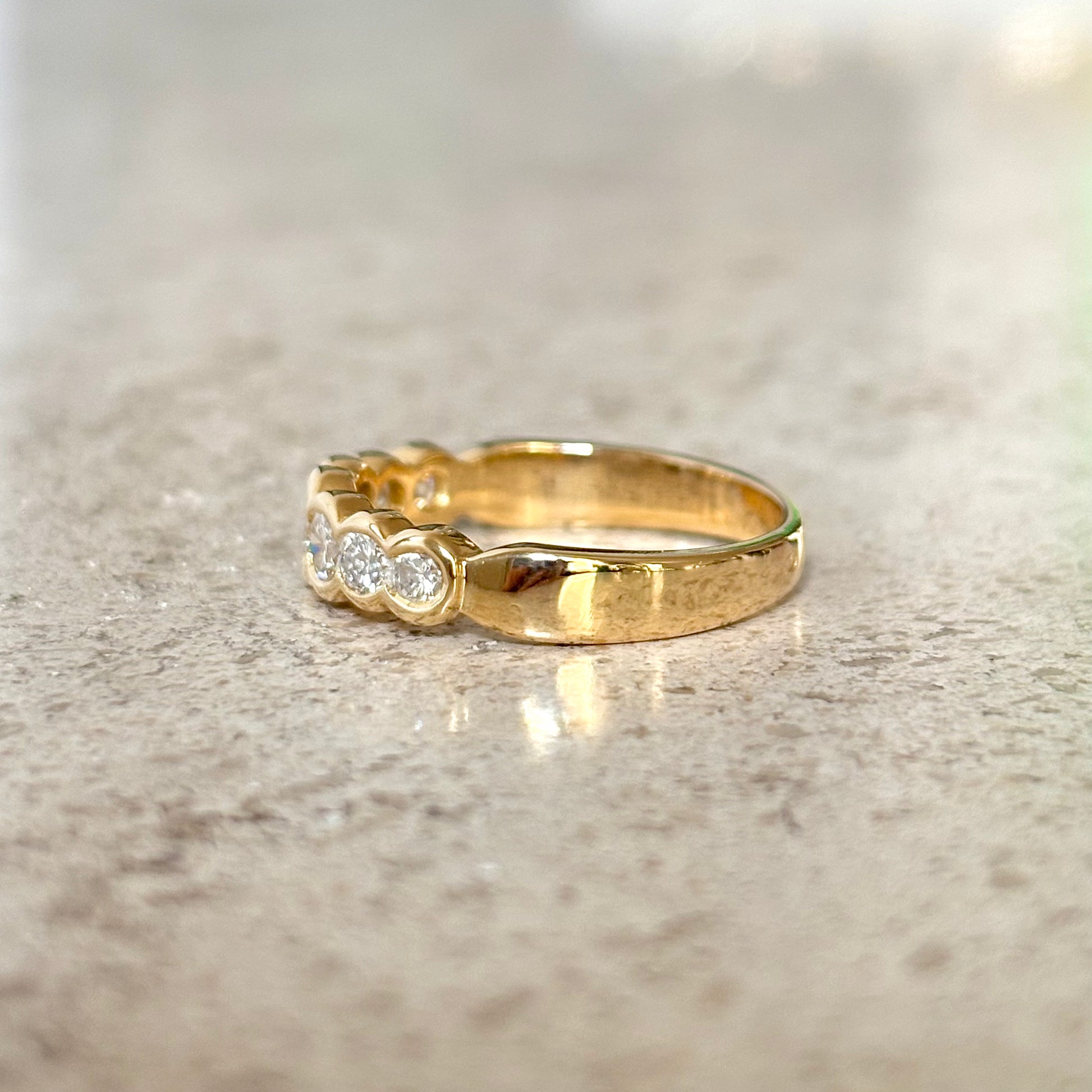 Bague Semi Alliance - Or Jaune 750 & Diamants