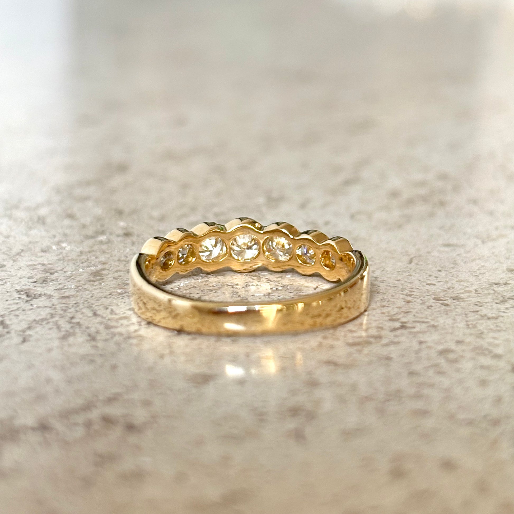 Bague Semi Alliance - Or Jaune 750 & Diamants