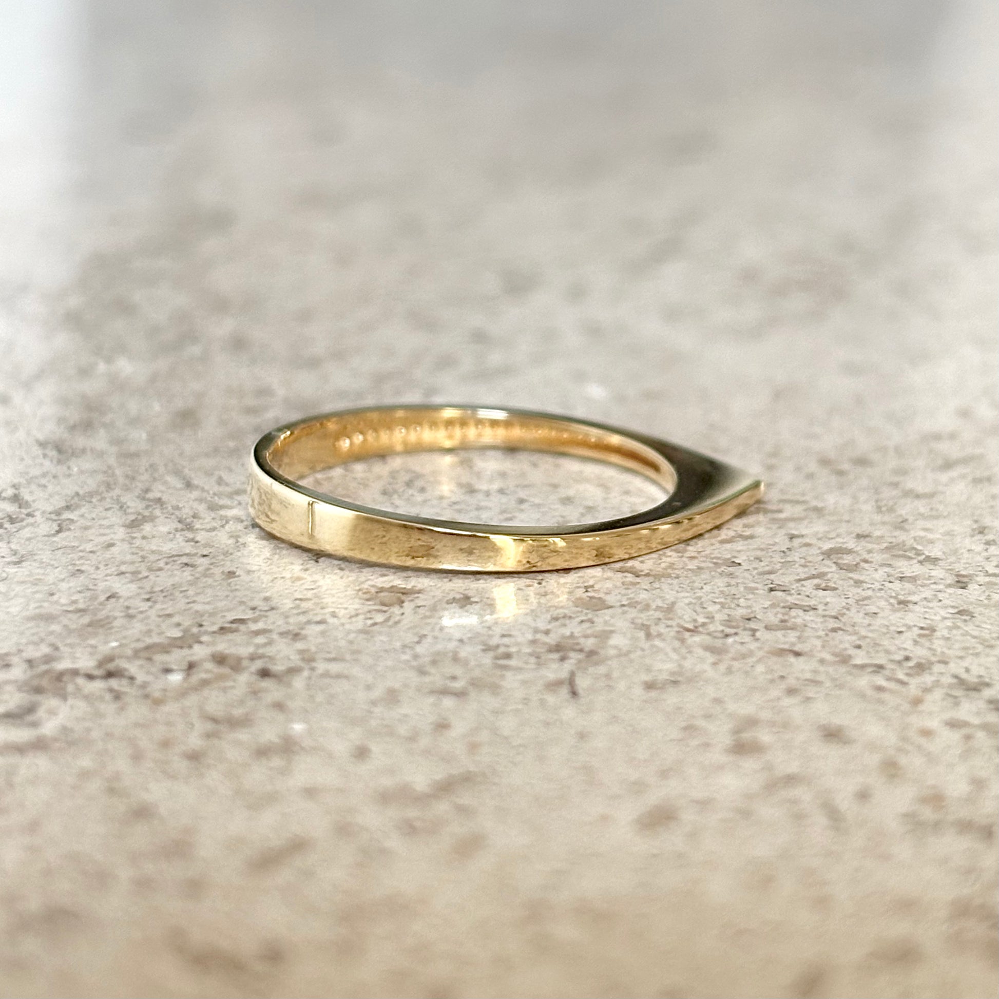 Bague Triangle - Or Jaune 750