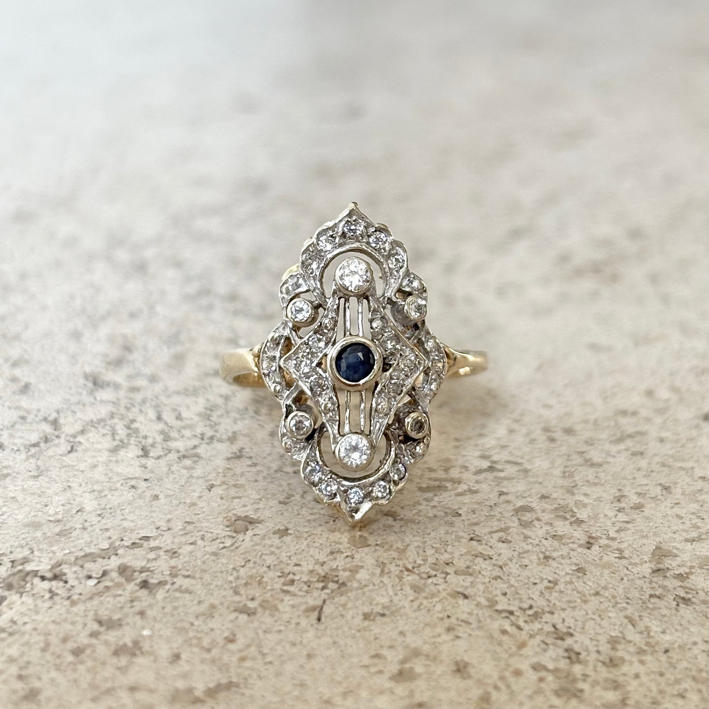 Bague Vintage Art Déco - Or Jaune 585 Saphir & Diamants