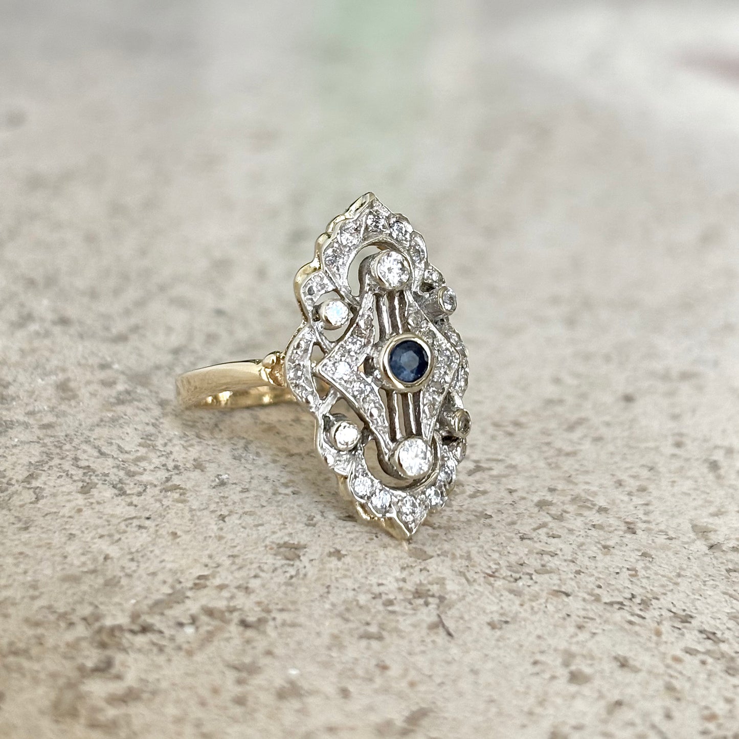 Bague Vintage Art Déco - Or Jaune 585 Saphir & Diamants