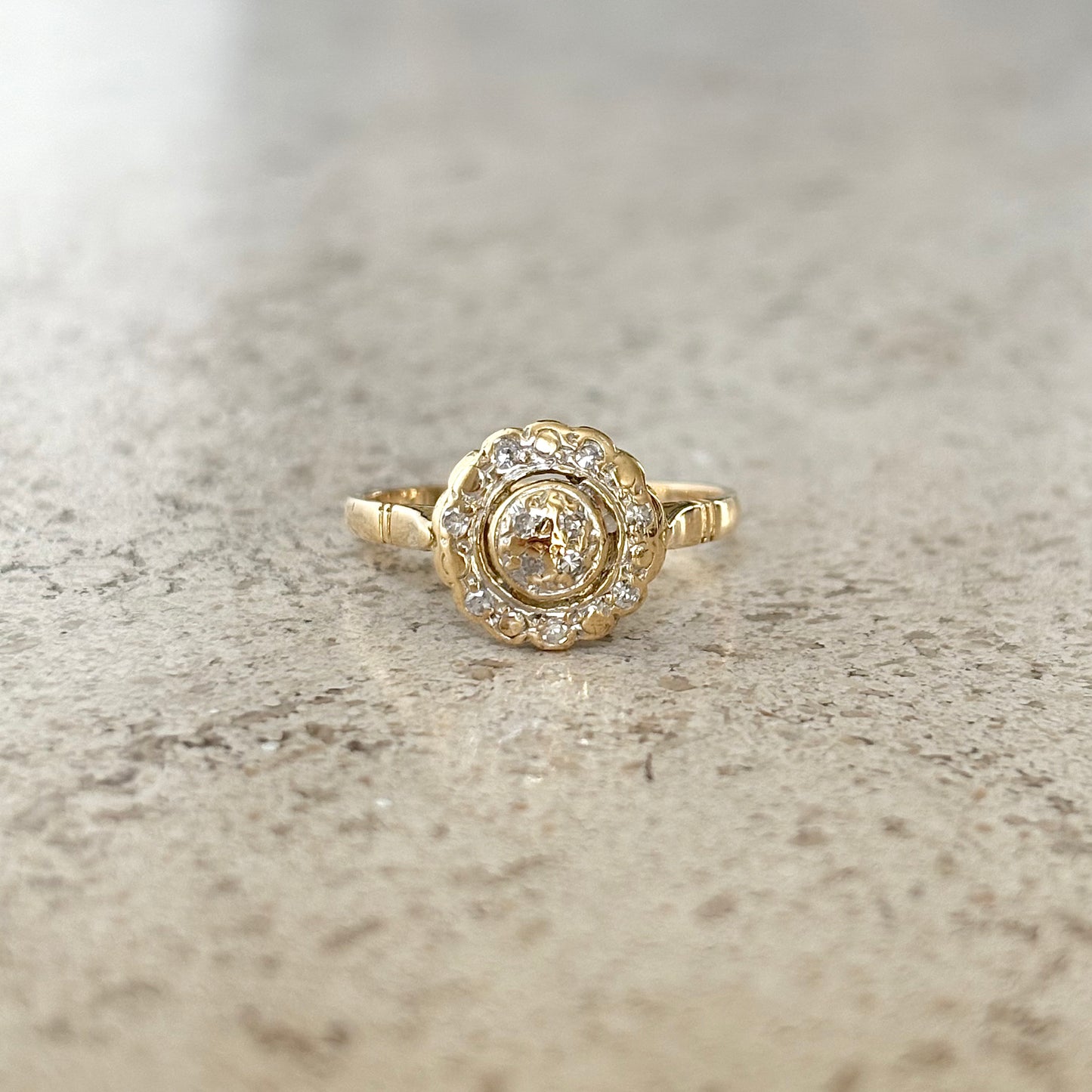 Bague Florale Vintage - Or Jaune 750 & Diamants