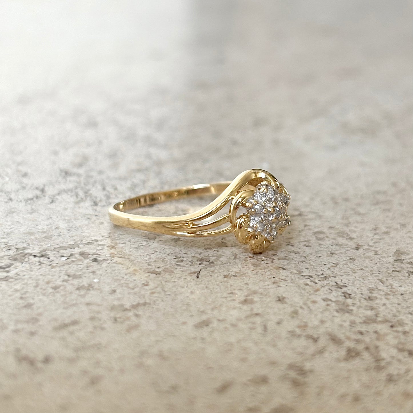 Bague Floral Vintage - Or Jaune 750 & Diamants