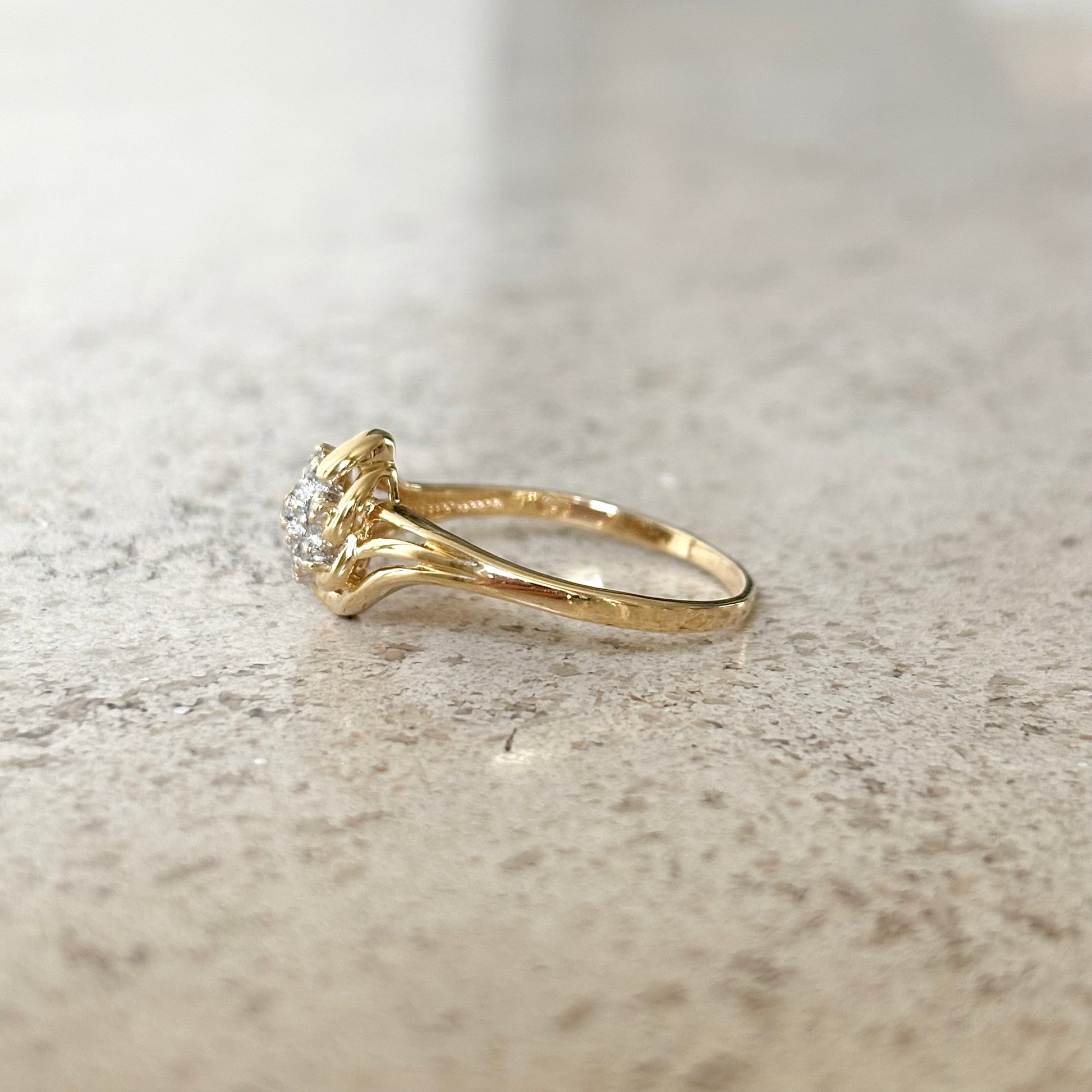 Bague Floral Vintage - Or Jaune 750 & Diamants