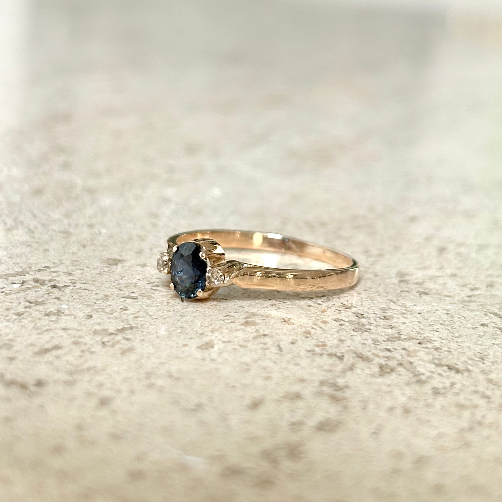 Bague Trilogie - Or Jaune 750 Saphir & Diamants
