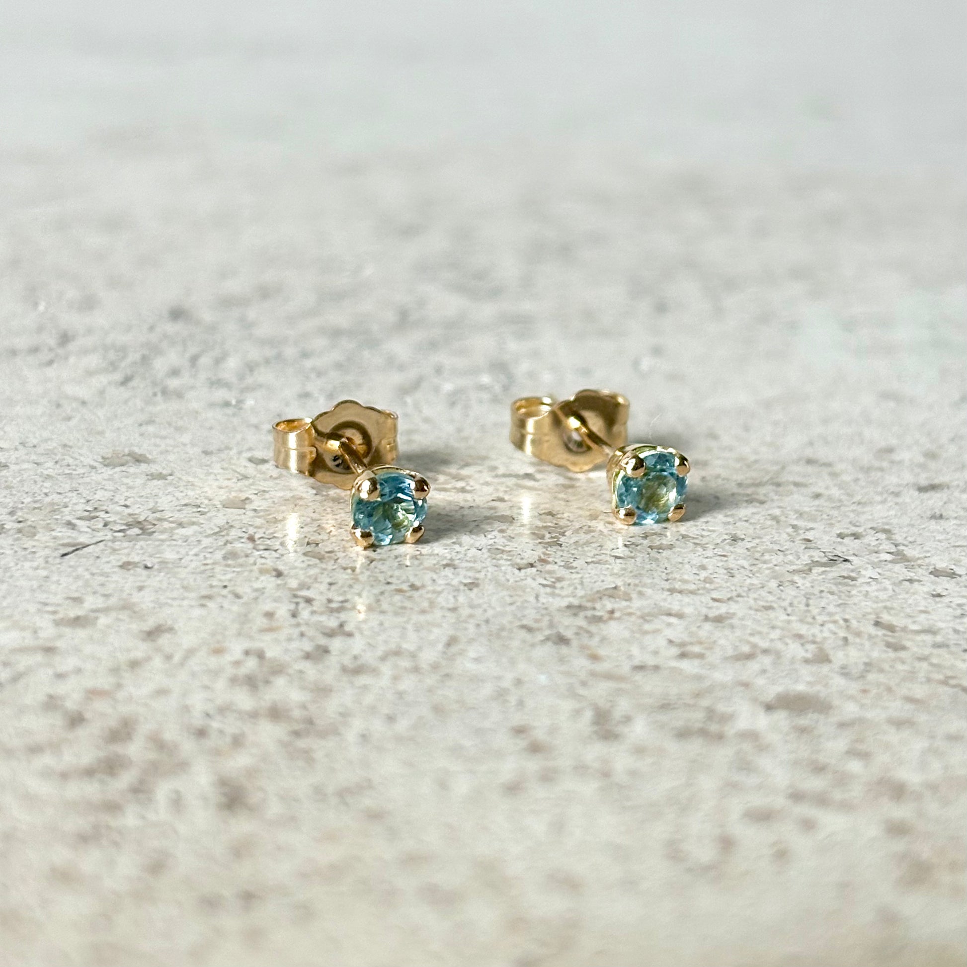 Boucles D'oreilles Puces - Or Jaune 750 & Aigues-Marines