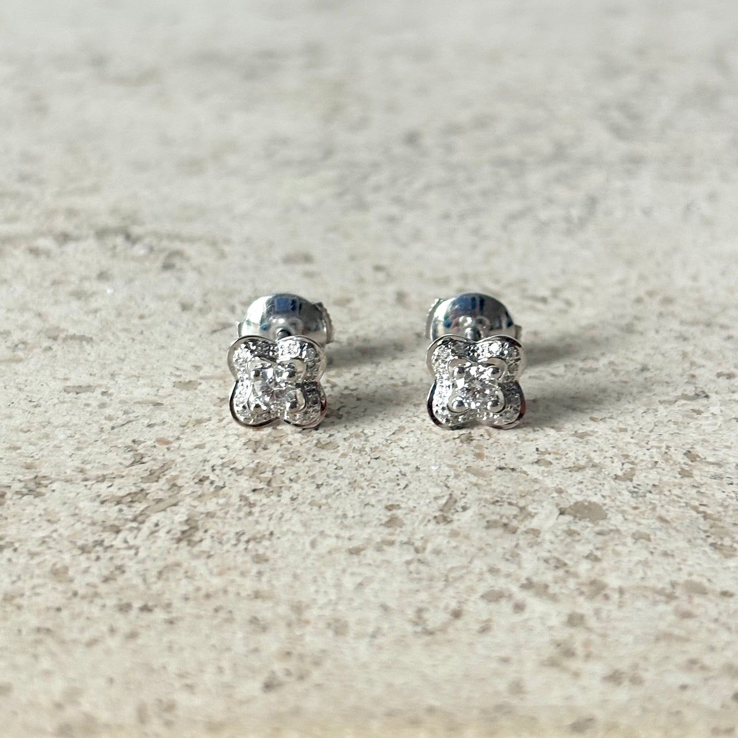 Boucles D'oreilles Mauboussin Chance Of Love - Or Blanc 750 & Diamants