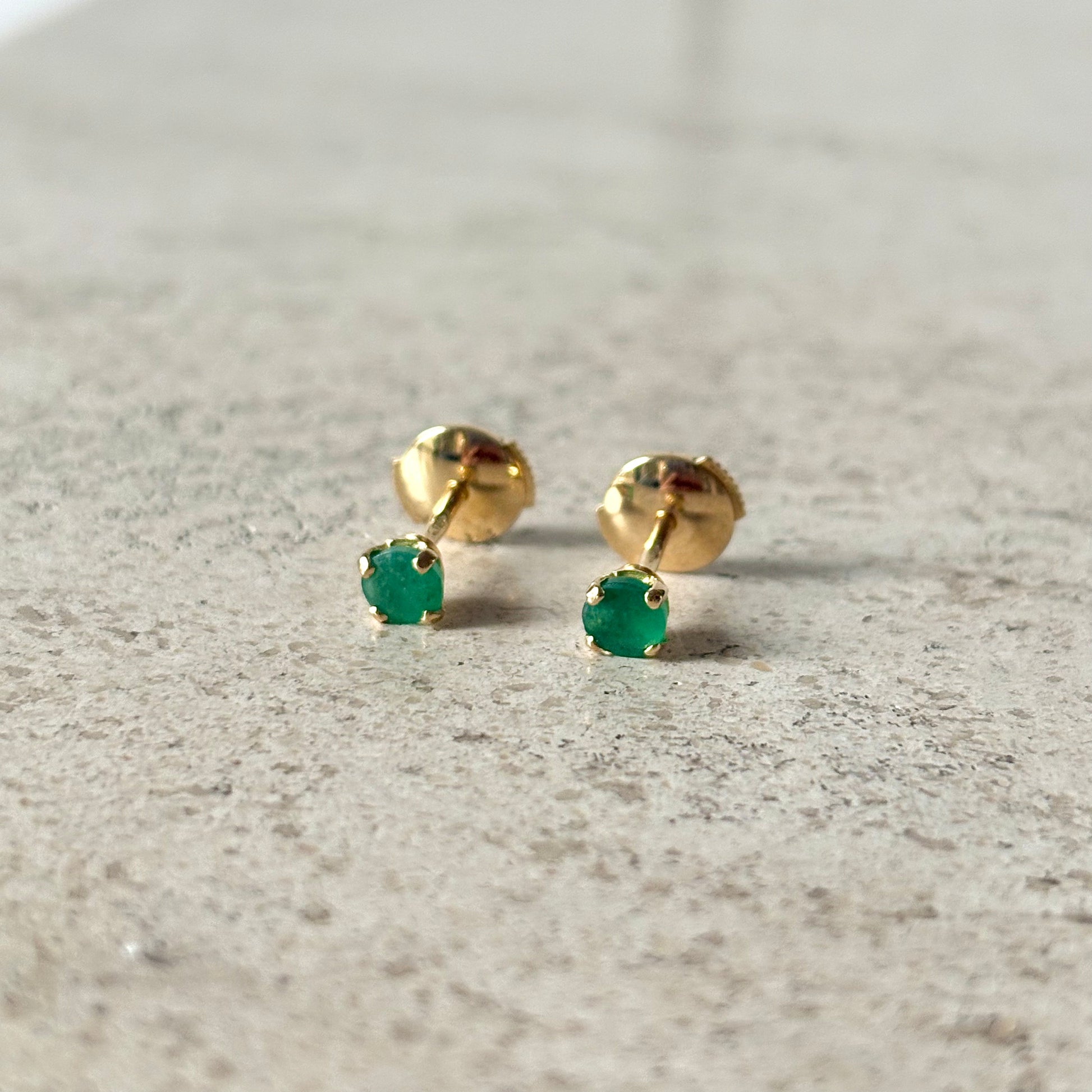Boucles D'oreilles Puces - Or Jaune 750 & Émeraudes