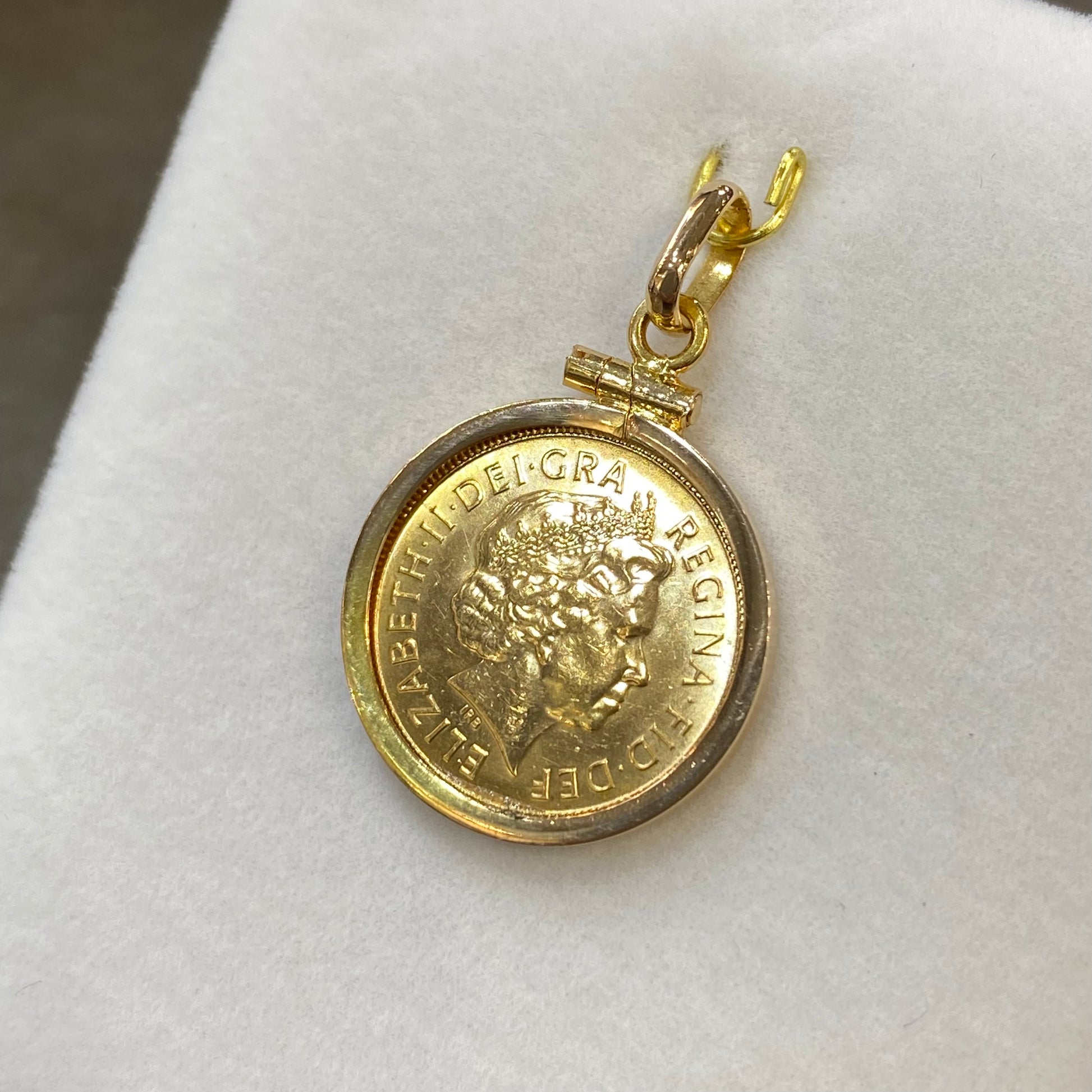 Pendentif - Or Jaune 750 & Pièce Demi Souverain 2000 Occasion