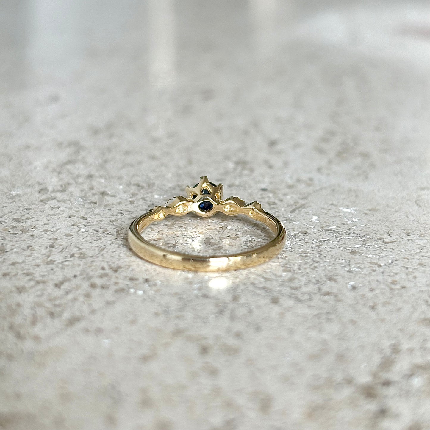 Bague Solitaire Vintage - Or Jaune 750 & Saphir