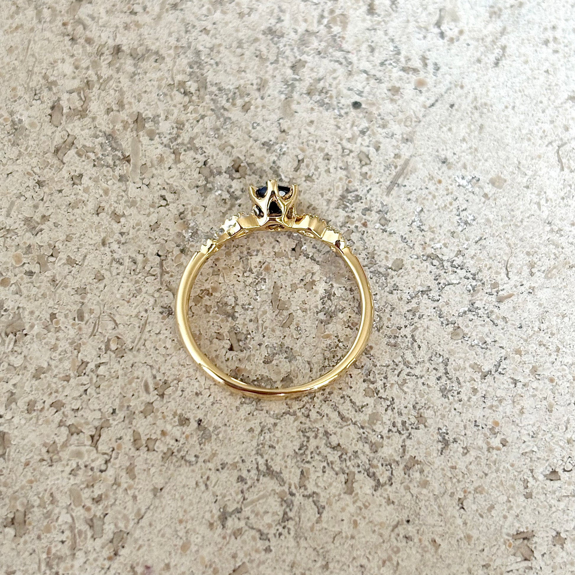 Bague Solitaire Vintage - Or Jaune 750 & Saphir