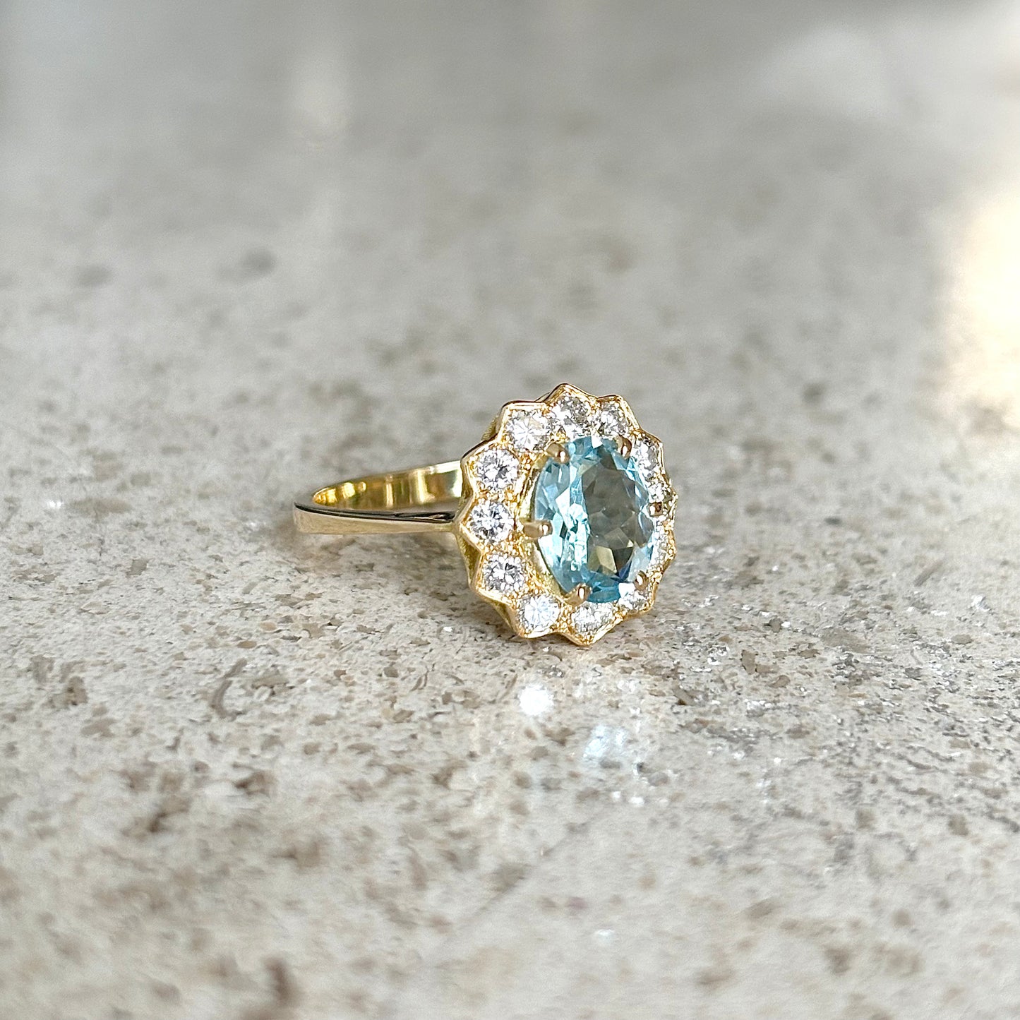 Bague Marguerite - Or Jaune 750 Aigue-Marine & Diamants
