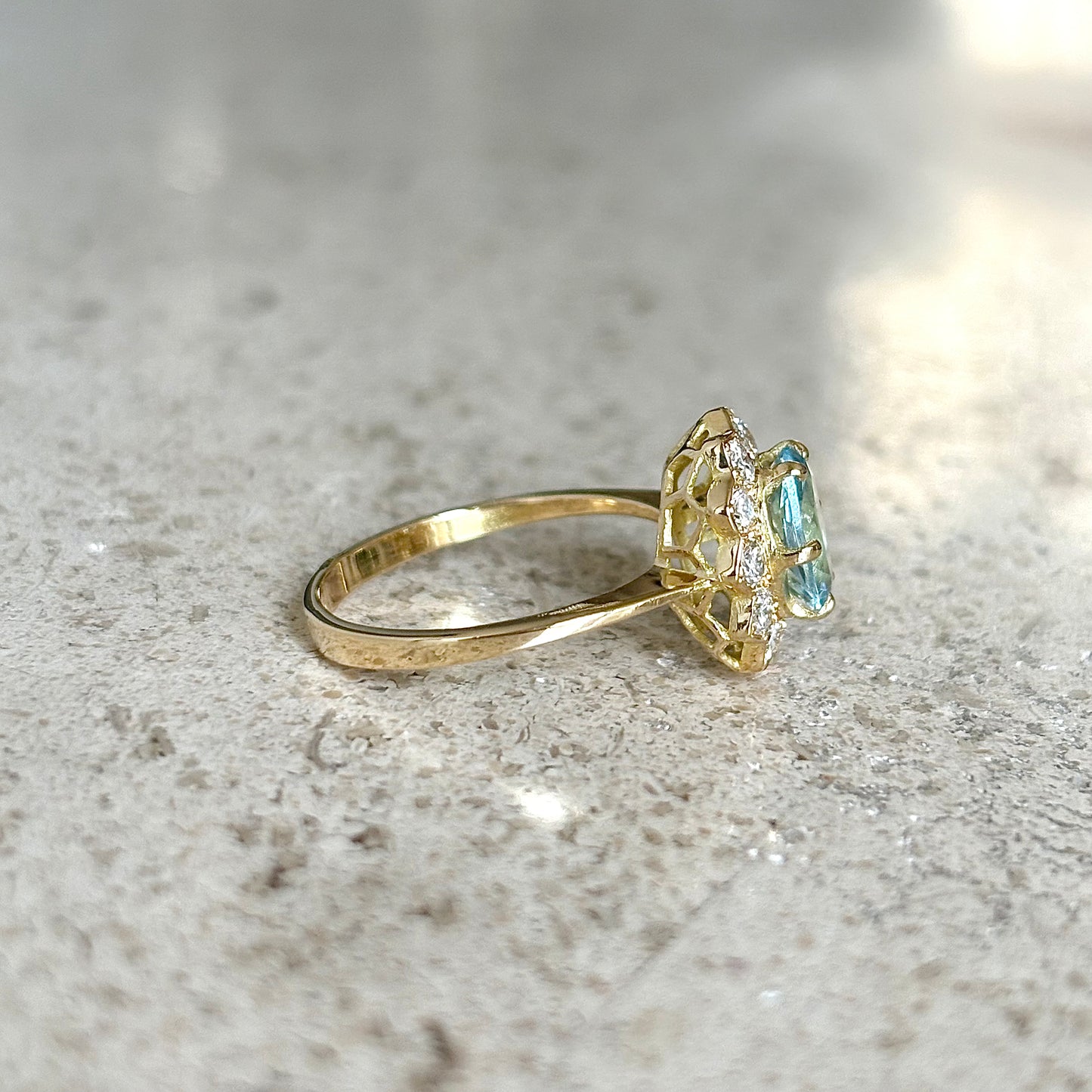 Bague Marguerite - Or Jaune 750 Aigue-Marine & Diamants