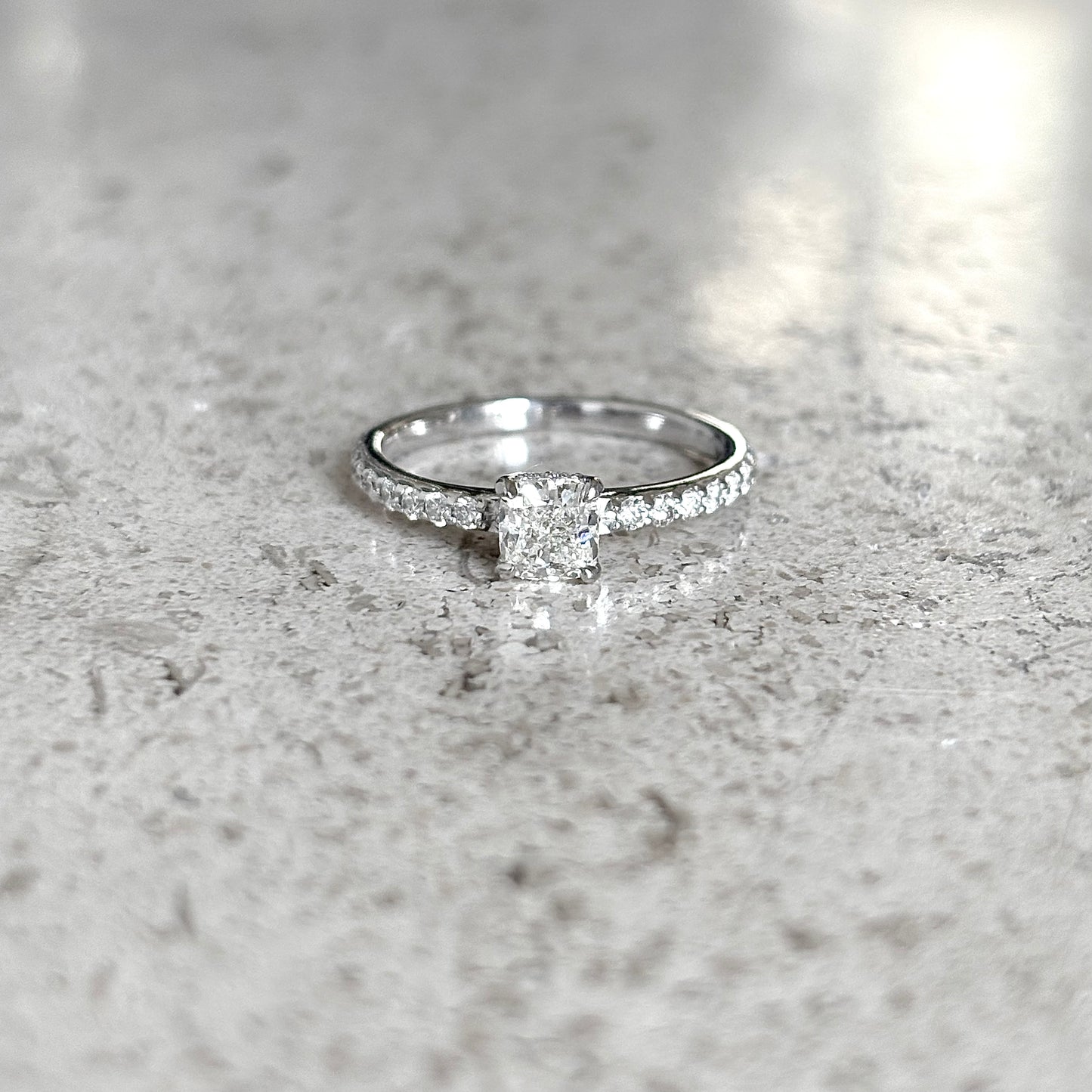 Bague Solitaire - Or Blanc 750 & Diamants
