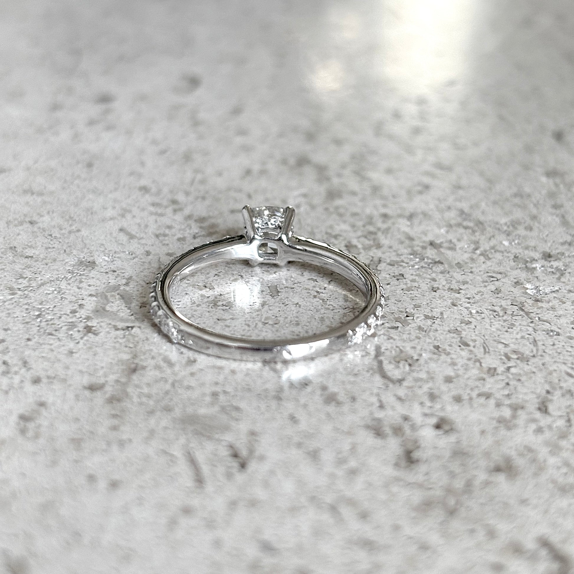 Bague Solitaire - Or Blanc 750 & Diamants