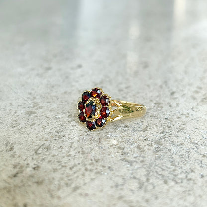 Bague Marguerite - Or Jaune 750 & Grenats