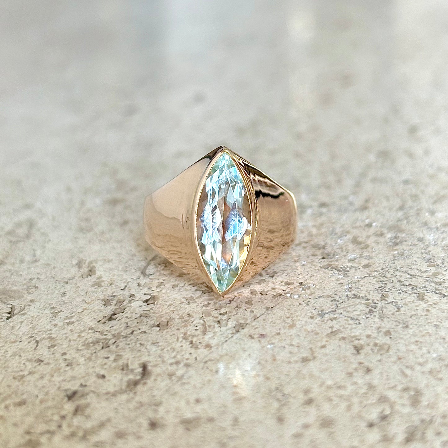 Bague Marquise - Or Jaune 750 & Topaze