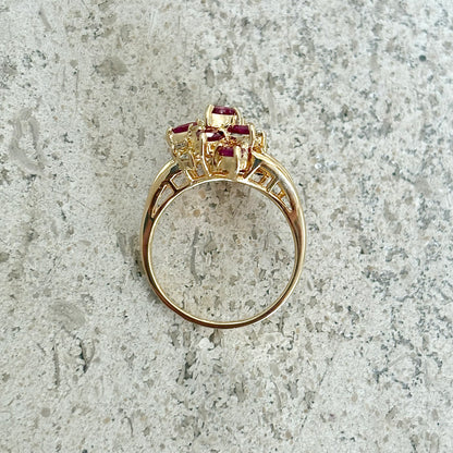 Bague Florale Vintage - Or Jaune 750 Rubis & Diamants