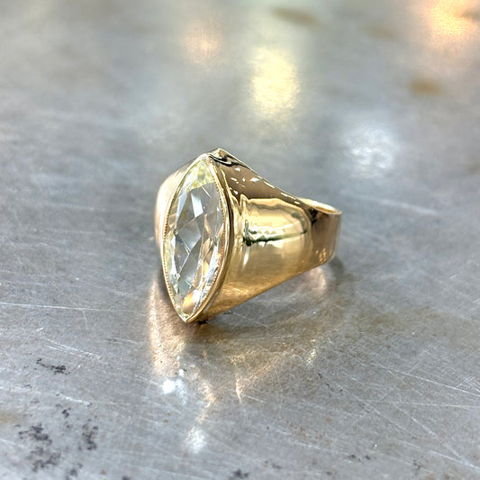 Bague Chevalière Marquise - Or Jaune 750 & Topaze
