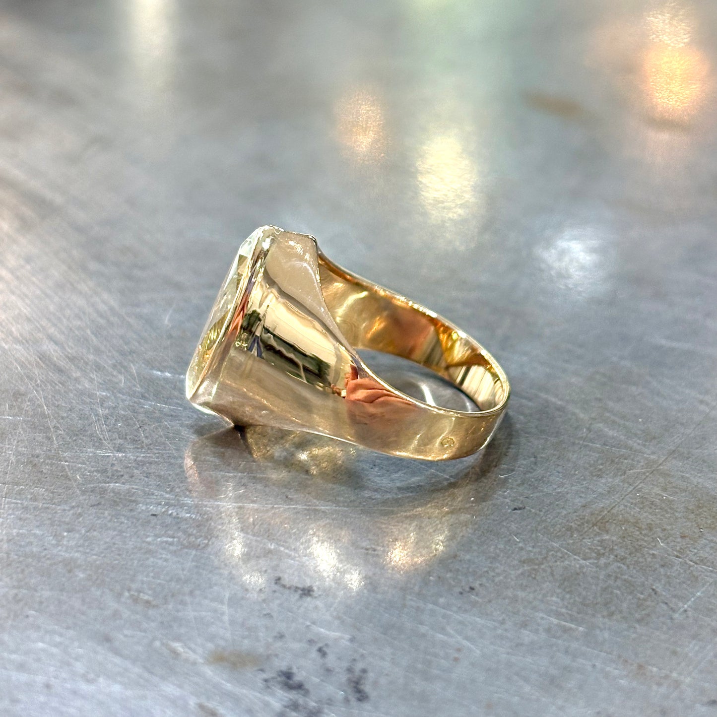 Bague Chevalière Marquise - Or Jaune 750 & Topaze