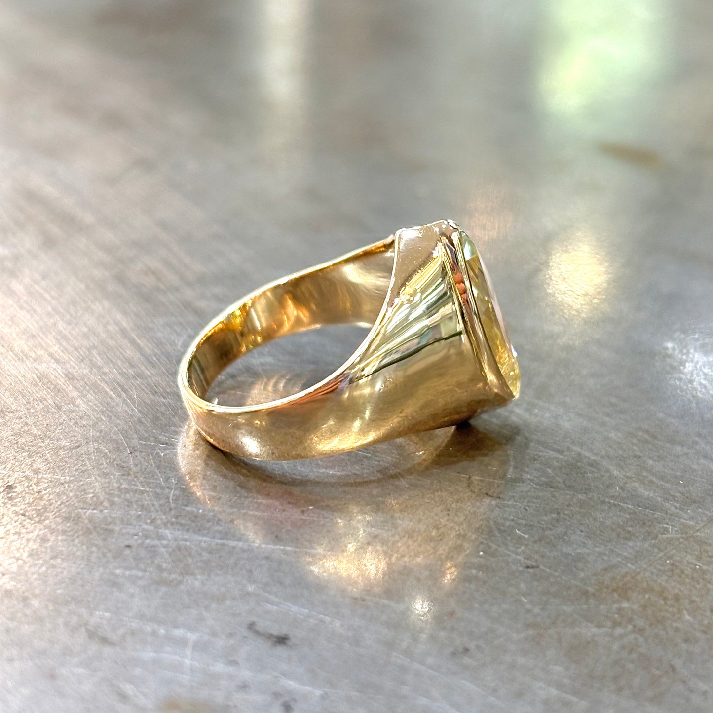 Bague Chevalière Marquise - Or Jaune 750 & Topaze