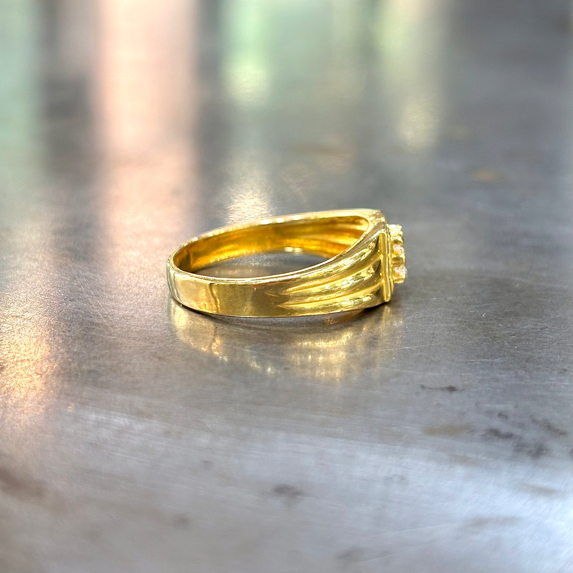 Bague Chevalière - Or Jaune 750 & Diamants