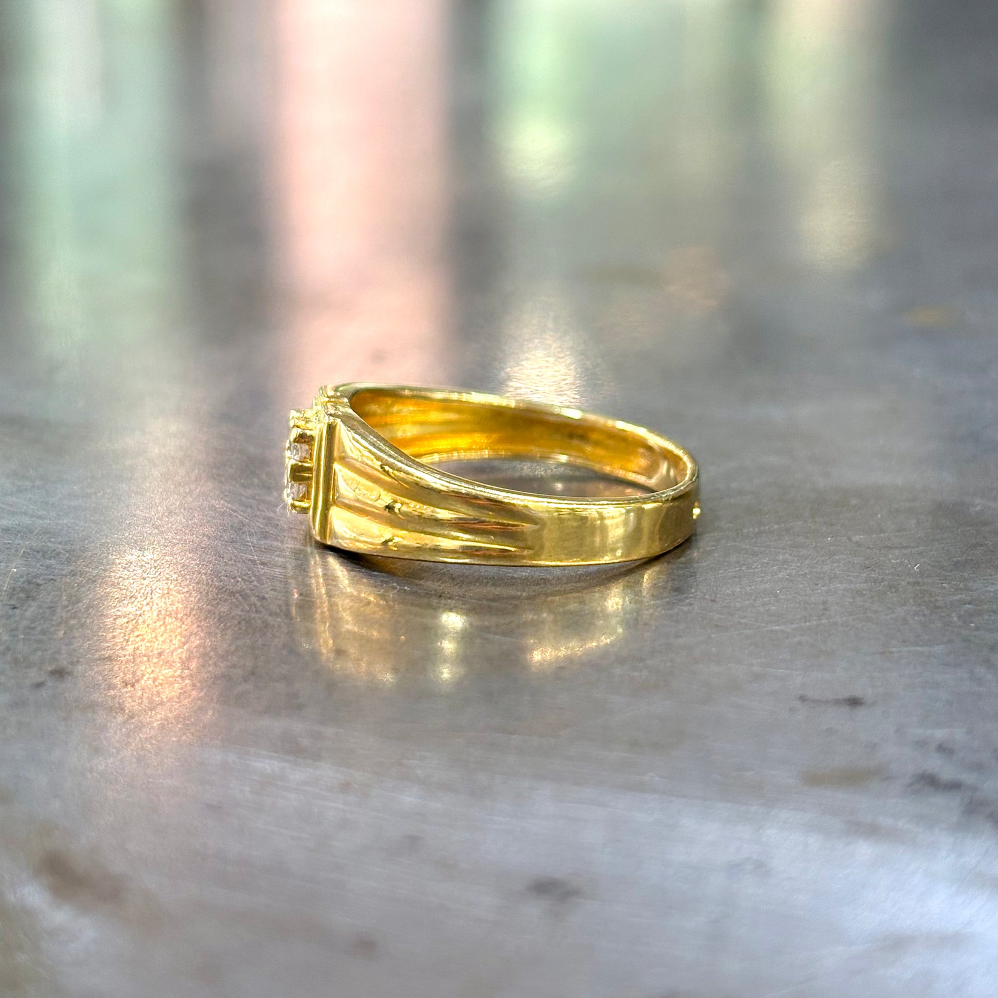 Bague Chevalière - Or Jaune 750 & Diamants