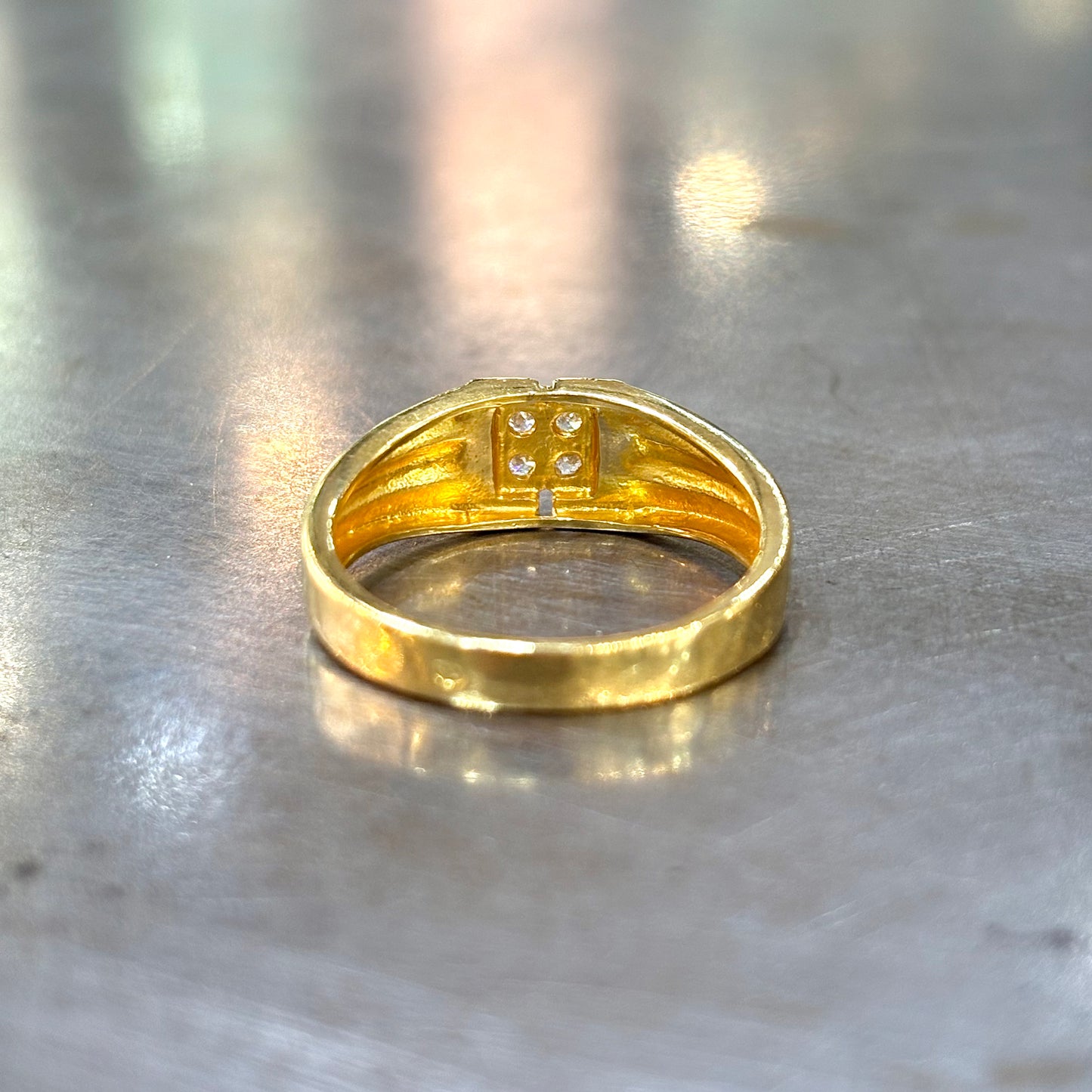 Bague Chevalière - Or Jaune 750 & Diamants