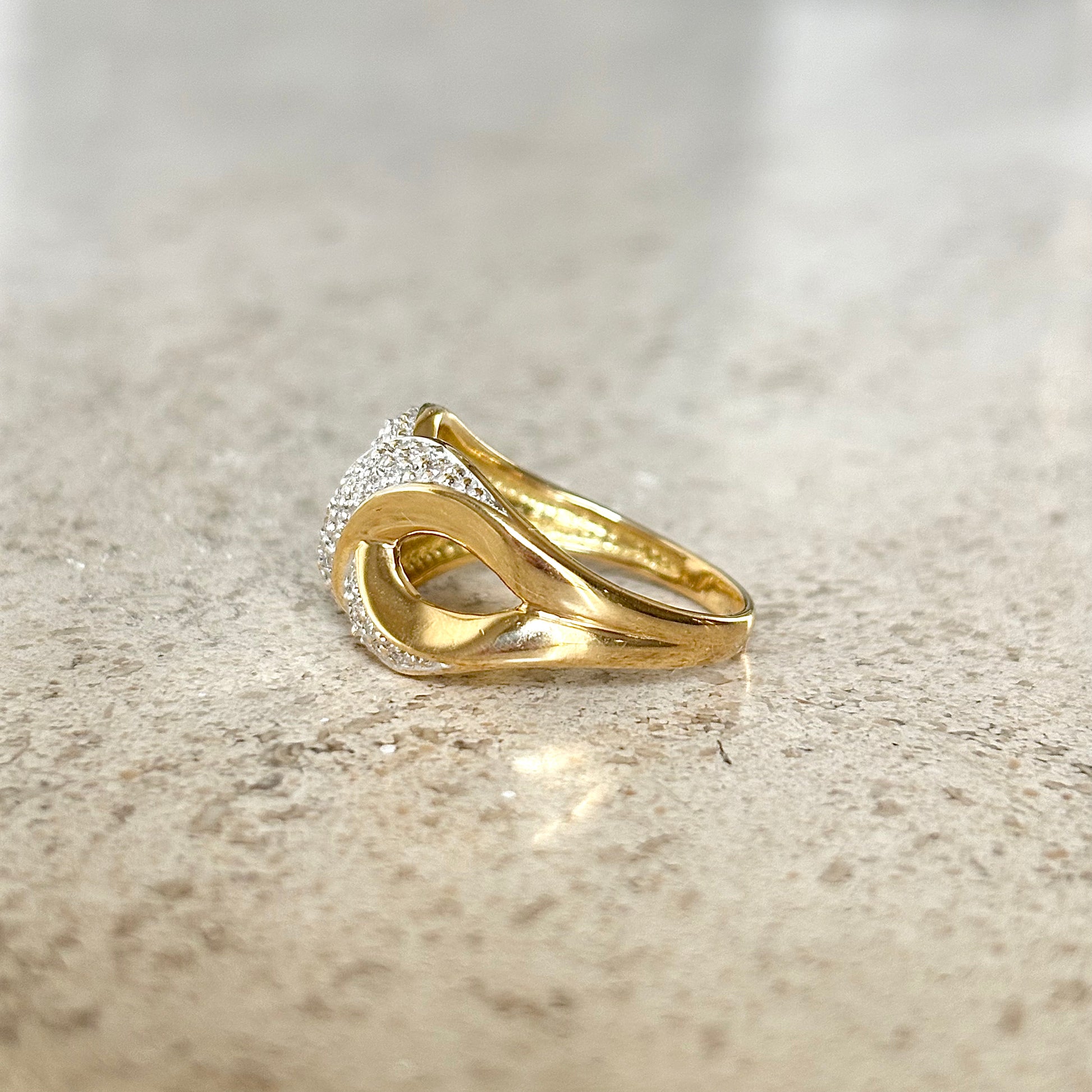 Bague Jonc Entrelacs - Or Jaune 750 & Diamants