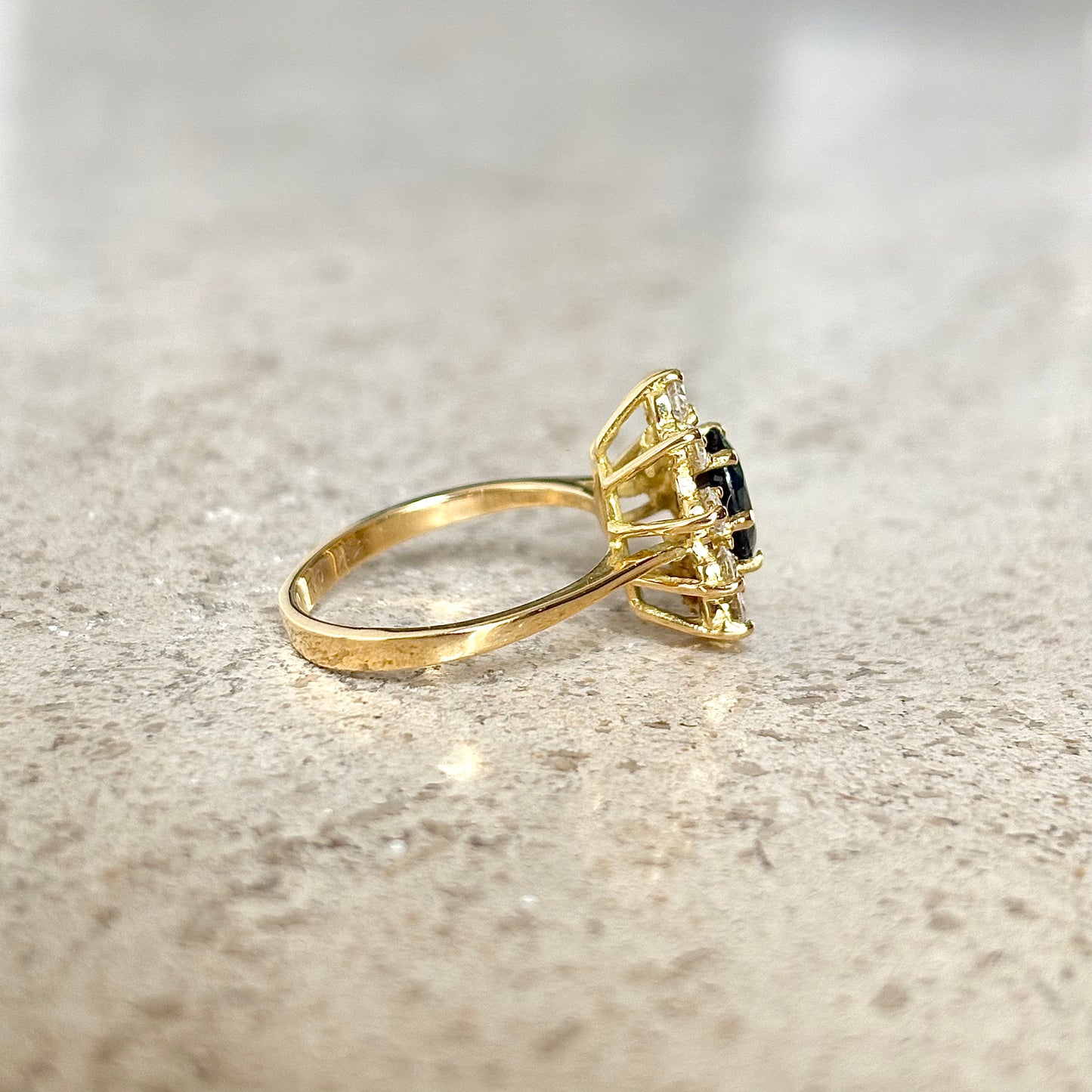 Bague Marguerite - Or Jaune 750 Saphir & Diamants