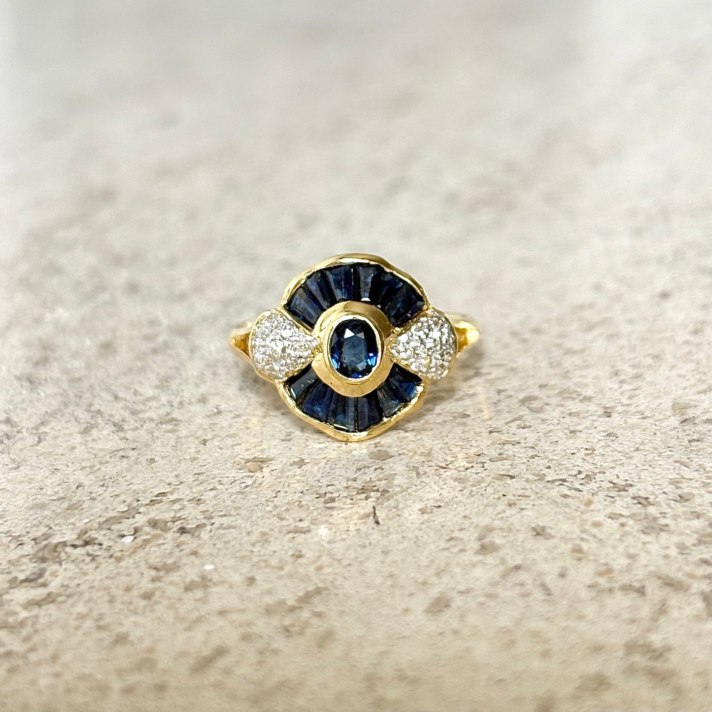 Bague Dôme Art Déco - Or Jaune 750 Saphir & Diamants