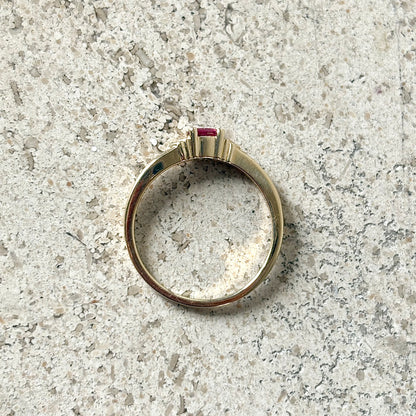 Bague Solitaire - Or Jaune 750 Rubis & Diamants