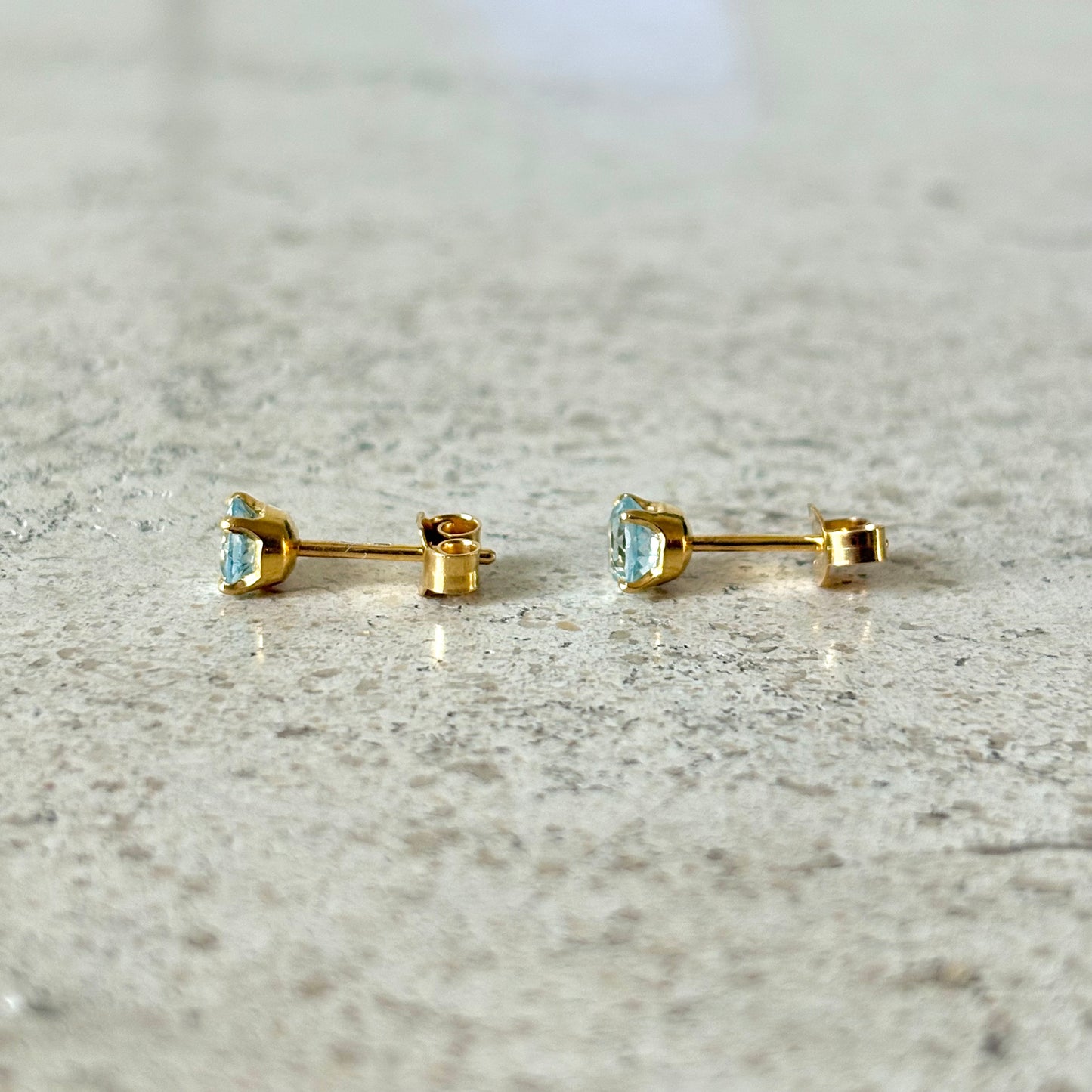 Boucles D'oreilles Puces - Or Jaune 750 & Aigues-Marines