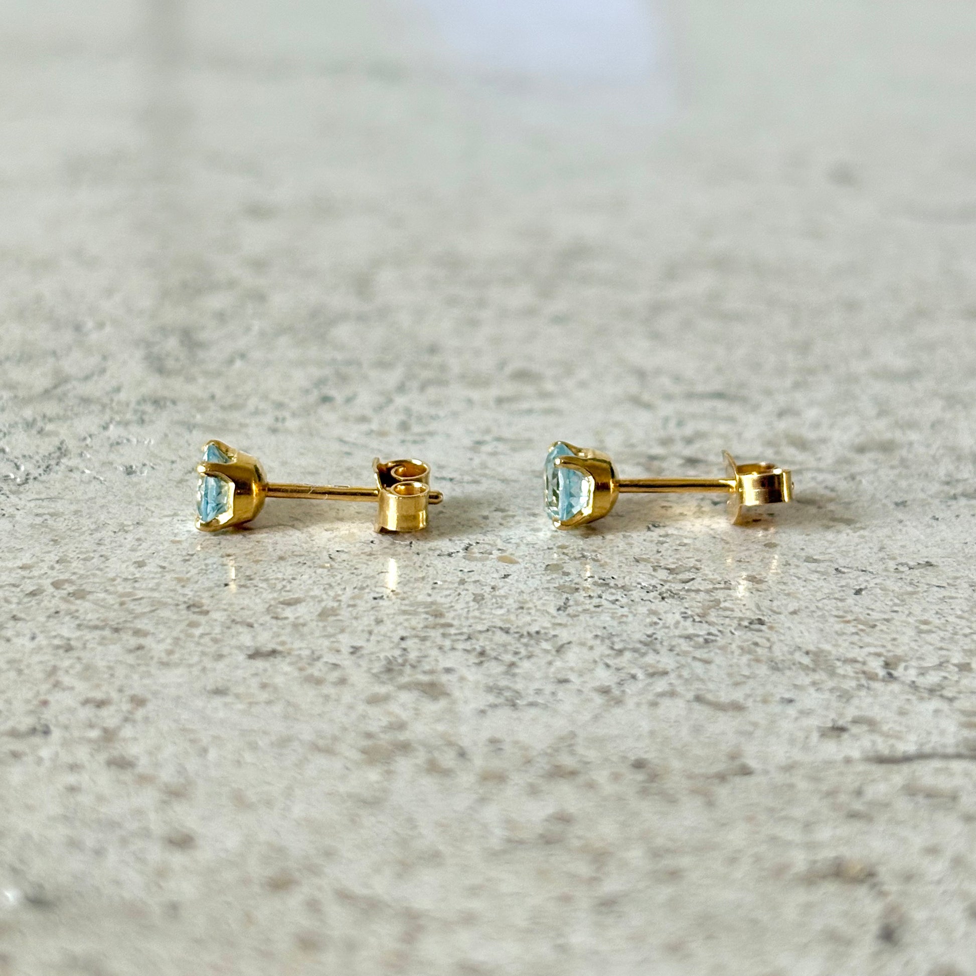 Boucles D'oreilles Puces - Or Jaune 750 & Aigues-Marines