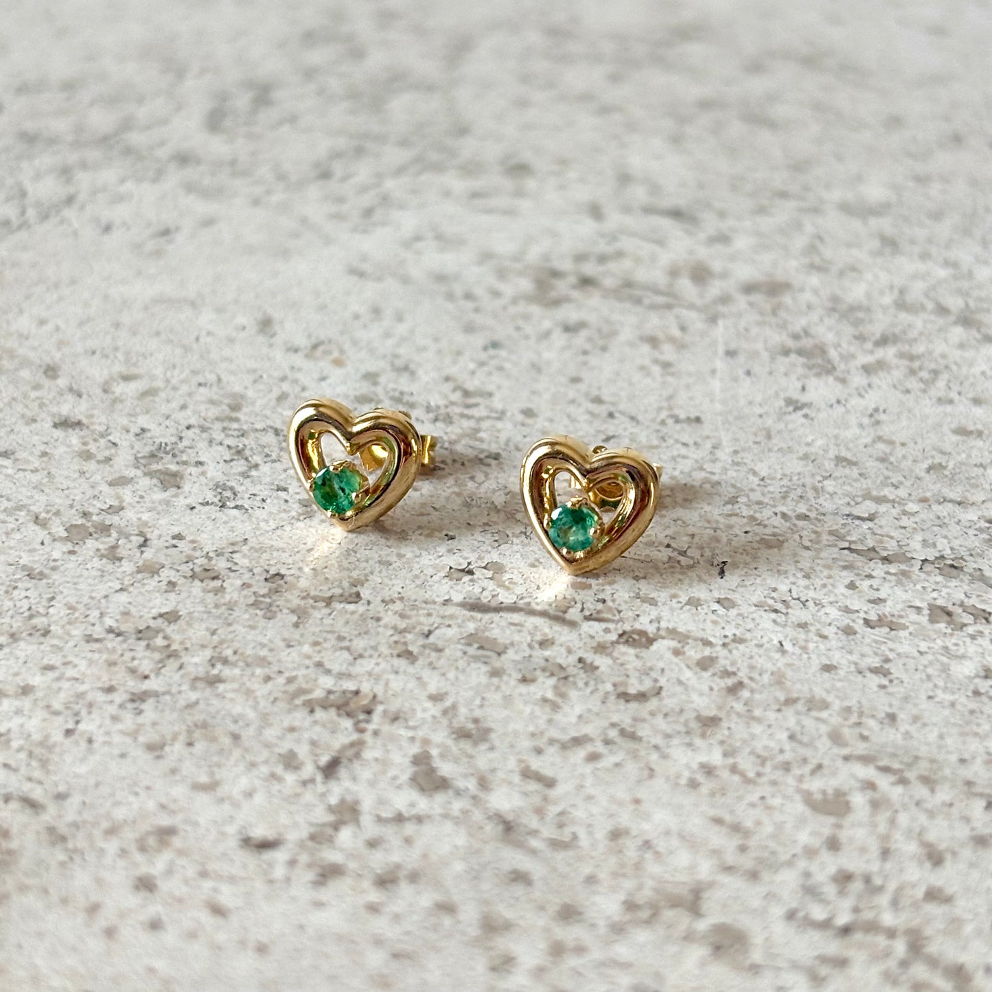 Boucles D'oreilles Coeurs - Or Jaune 750 & Émeraudes