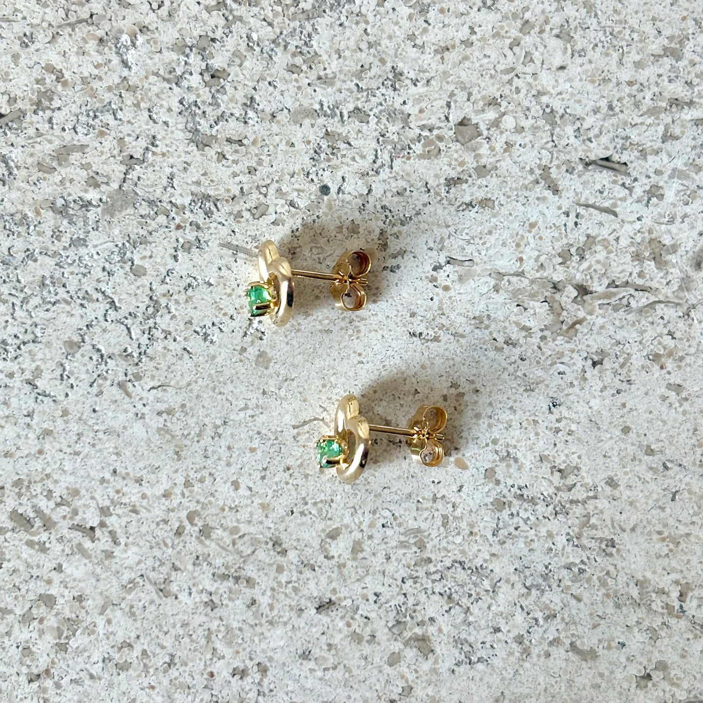 Boucles D'oreilles Coeurs - Or Jaune 750 & Émeraudes