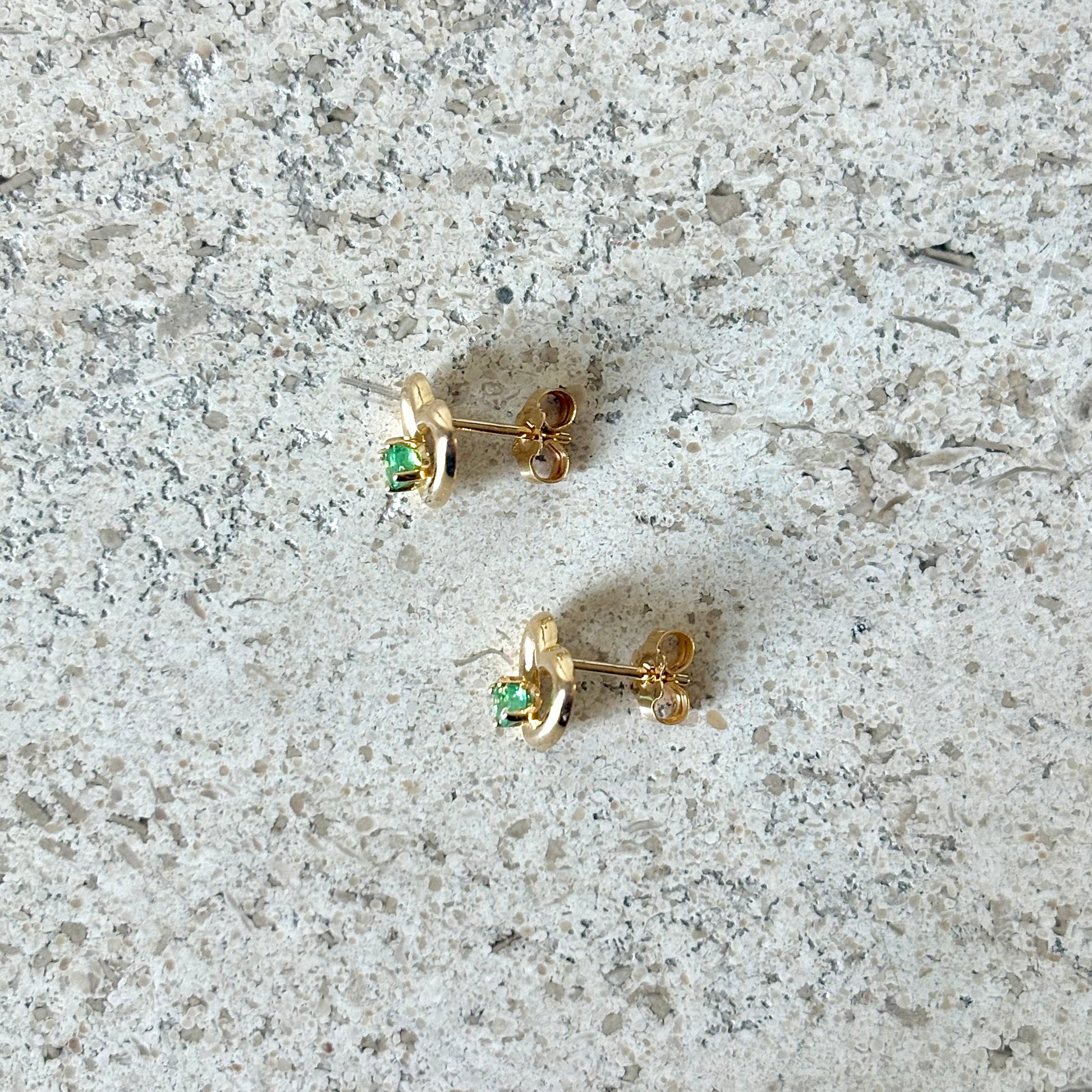 Boucles D'oreilles Coeurs - Or Jaune 750 & Émeraudes