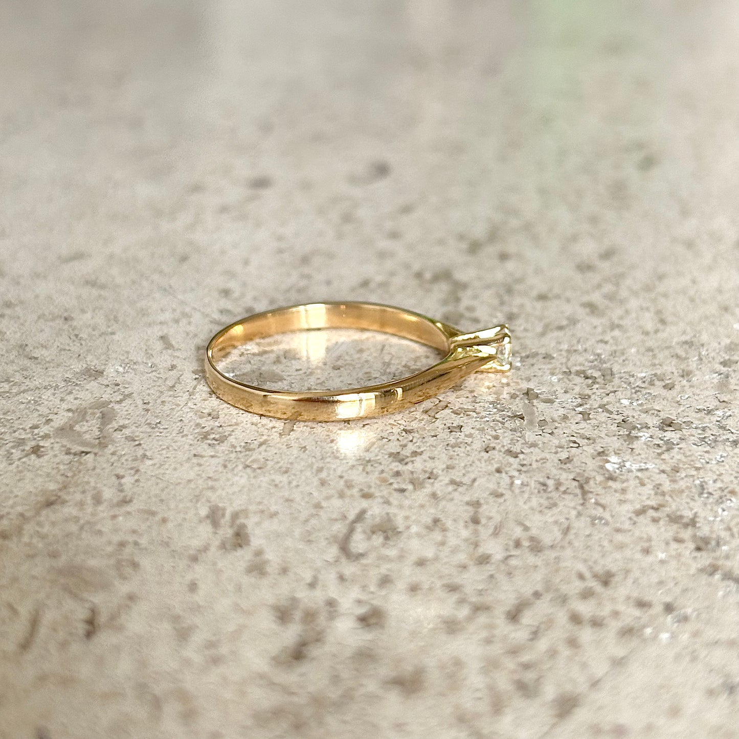 Bague Solitaire - Or Jaune 750 & Diamant